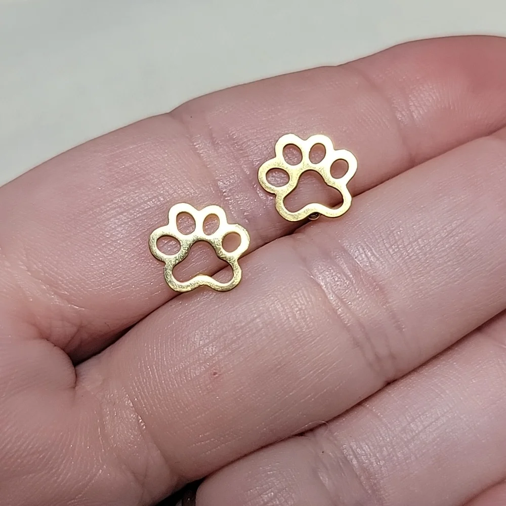 Pawprint Stud Earrings, choice of color - Picture 5 of 5